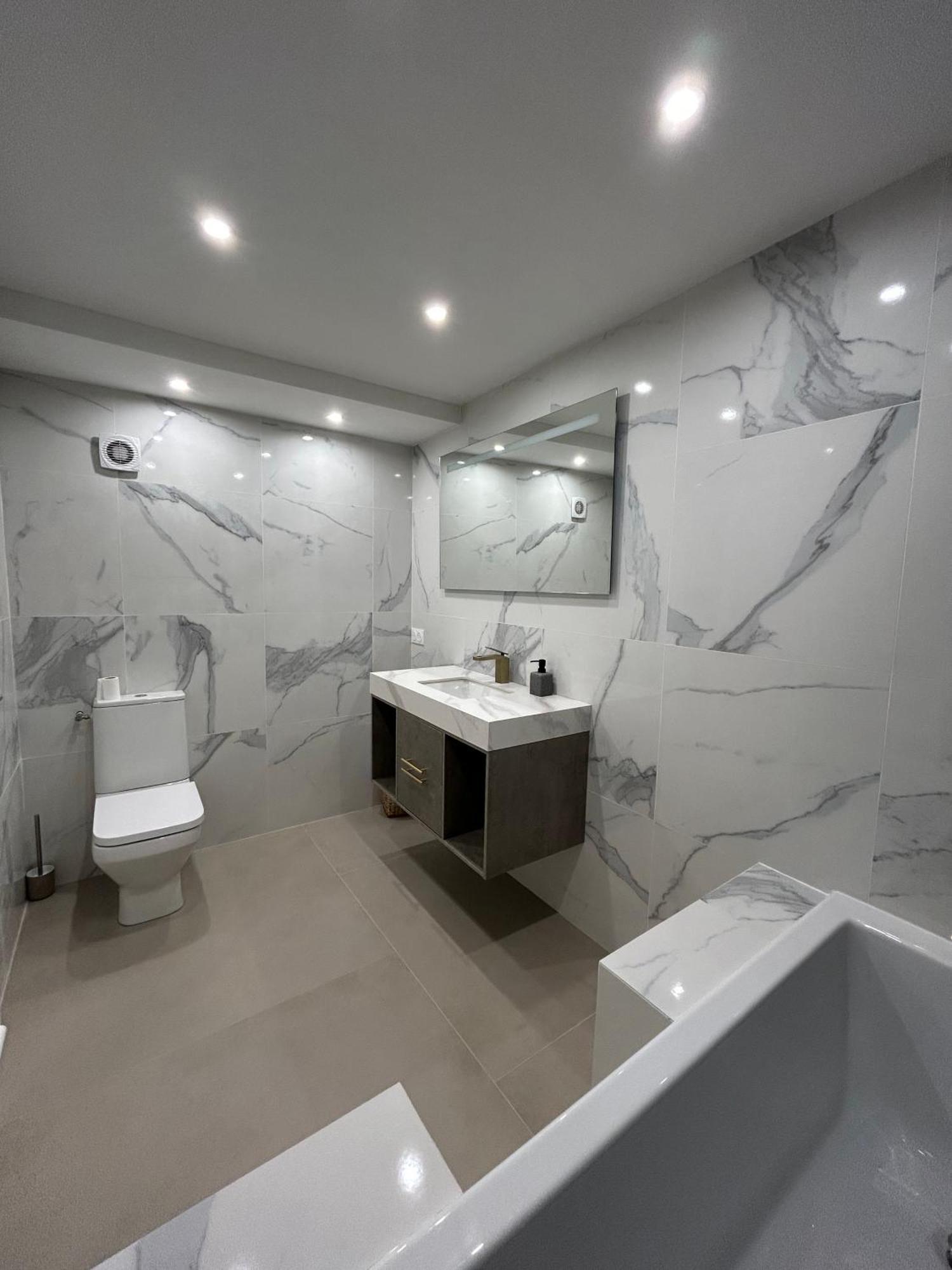 Eze - Appartement Dans Bas De Villa Avec Piscine Pres De Monaco Exteriér fotografie